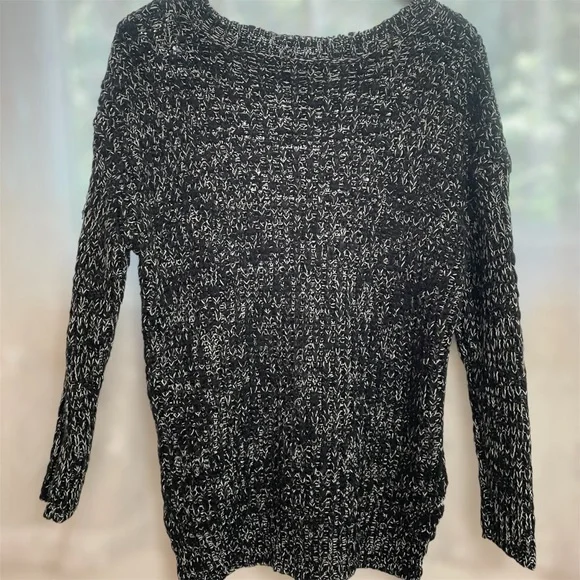 Poof Excellence Black and White Oversized Knit Sweater - Picture 2 of 9